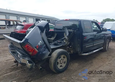 2005 Chevrolet Silverado 1500 Z71 z USA, uszkodzony, nr VIN 1GCEK19Z75Z302542